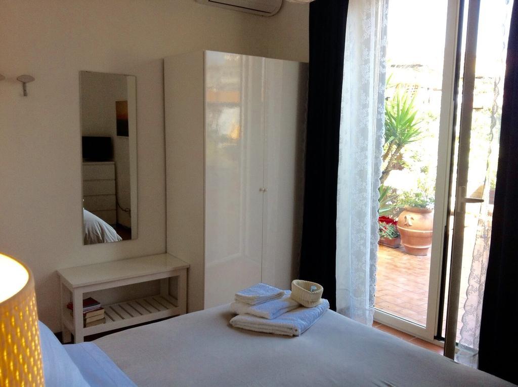 Terrazza Duomo Bed & Breakfast Napoli Dış mekan fotoğraf