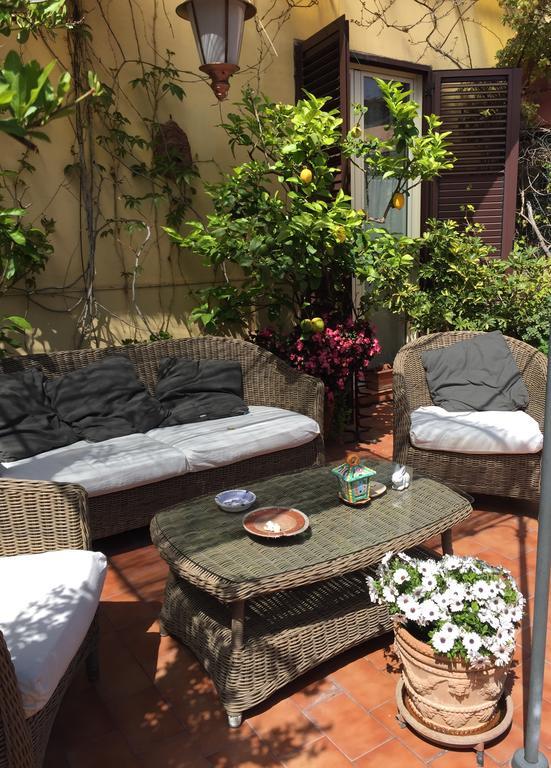 Terrazza Duomo Bed & Breakfast Napoli Dış mekan fotoğraf
