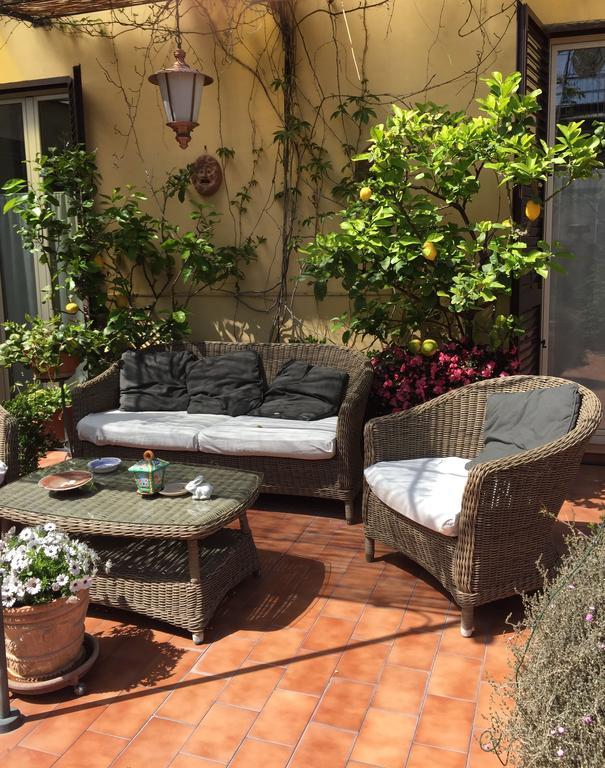Terrazza Duomo Bed & Breakfast Napoli Dış mekan fotoğraf