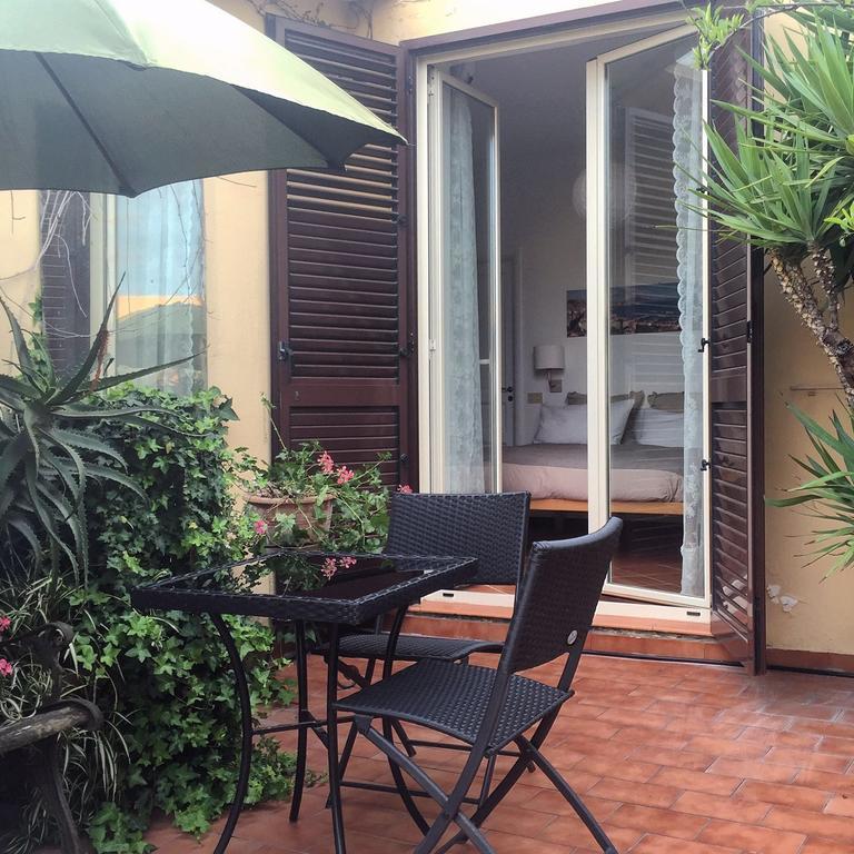 Terrazza Duomo Bed & Breakfast Napoli Dış mekan fotoğraf
