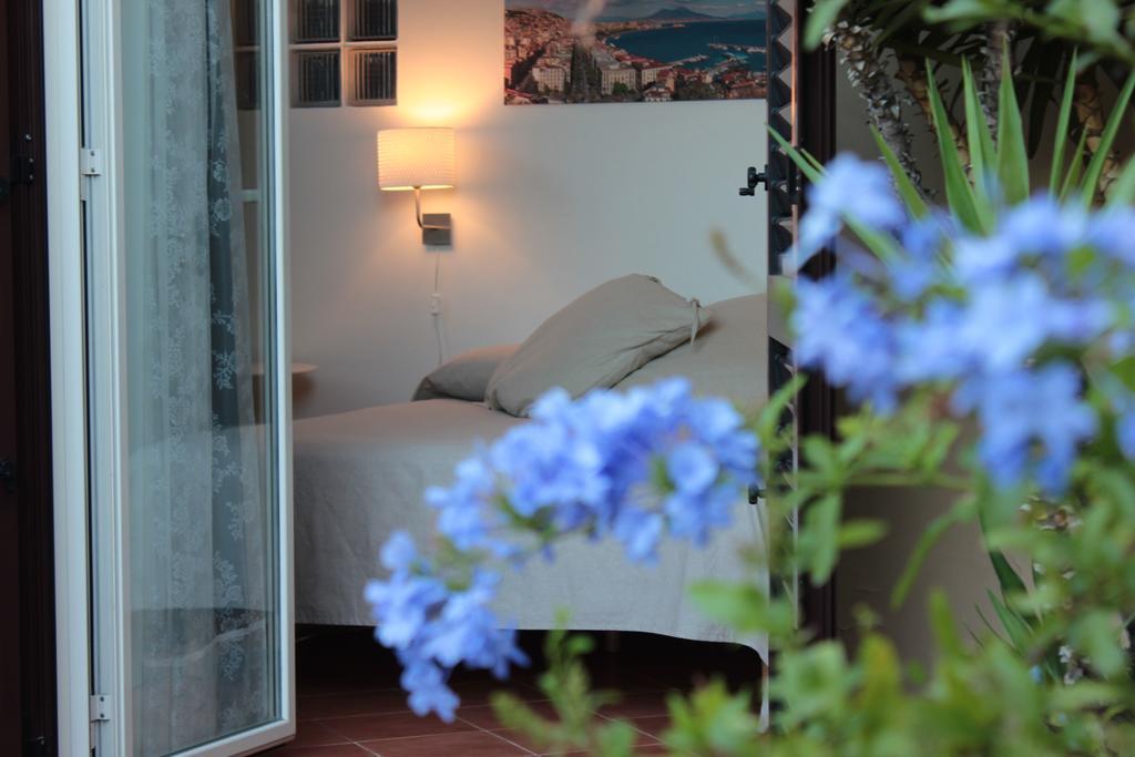 Terrazza Duomo Bed & Breakfast Napoli Oda fotoğraf