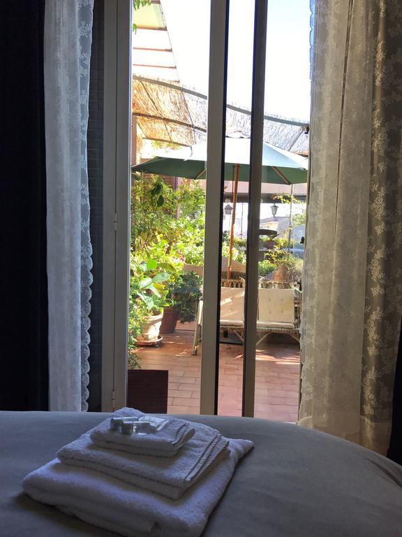 Terrazza Duomo Bed & Breakfast Napoli Dış mekan fotoğraf
