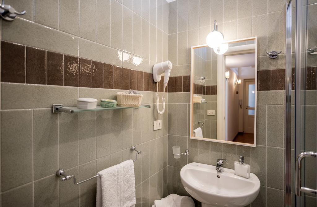 Terrazza Duomo Bed & Breakfast Napoli Dış mekan fotoğraf