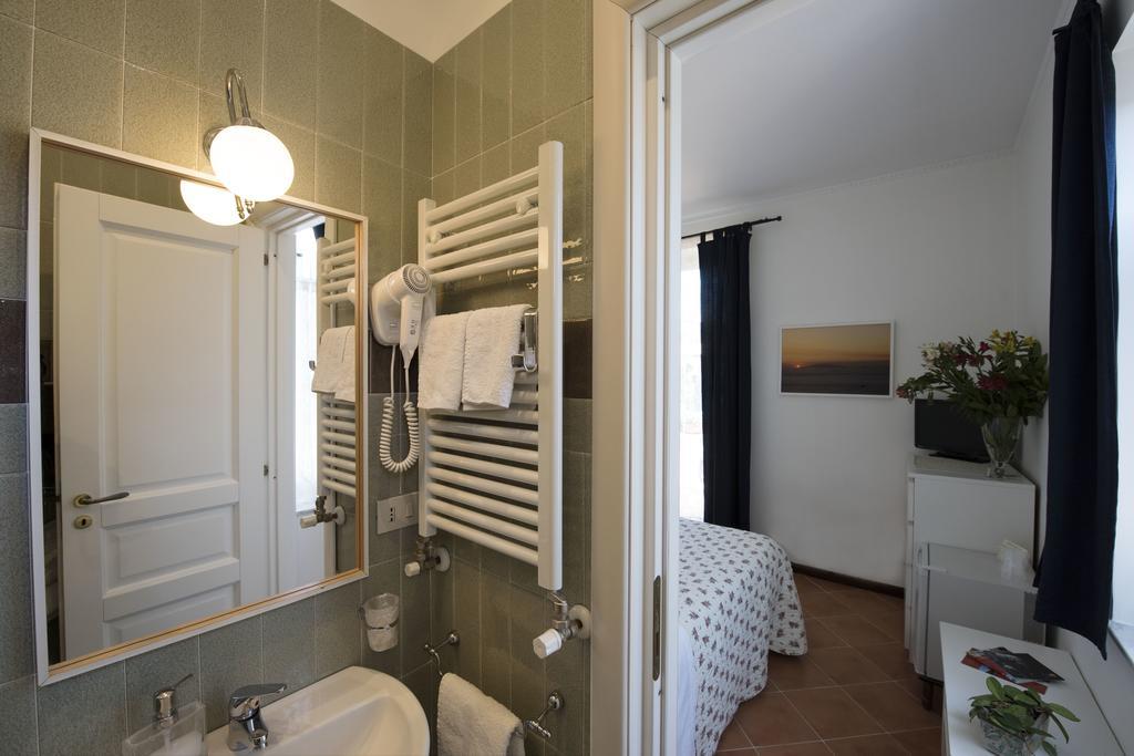 Terrazza Duomo Bed & Breakfast Napoli Dış mekan fotoğraf