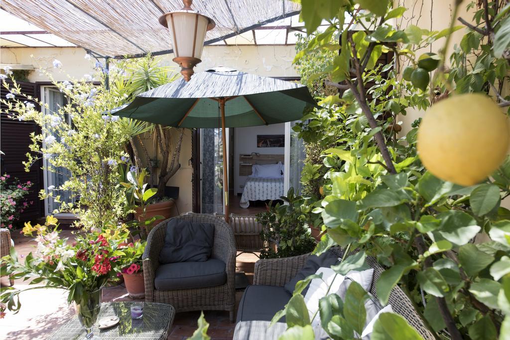 Terrazza Duomo Bed & Breakfast Napoli Dış mekan fotoğraf