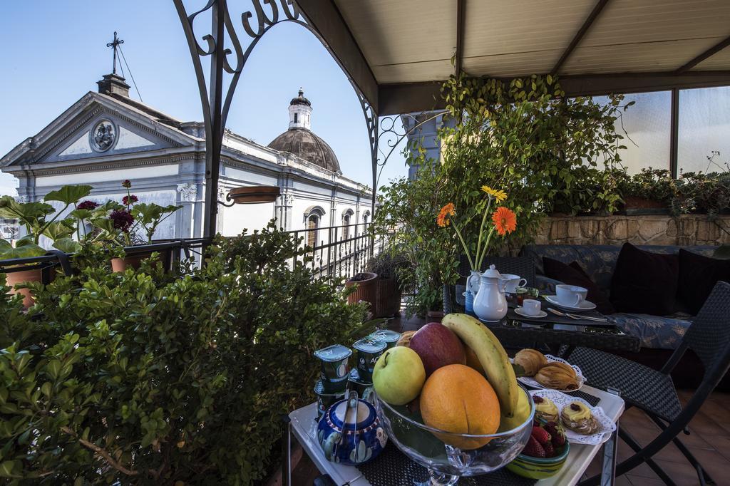 Terrazza Duomo Bed & Breakfast Napoli Dış mekan fotoğraf